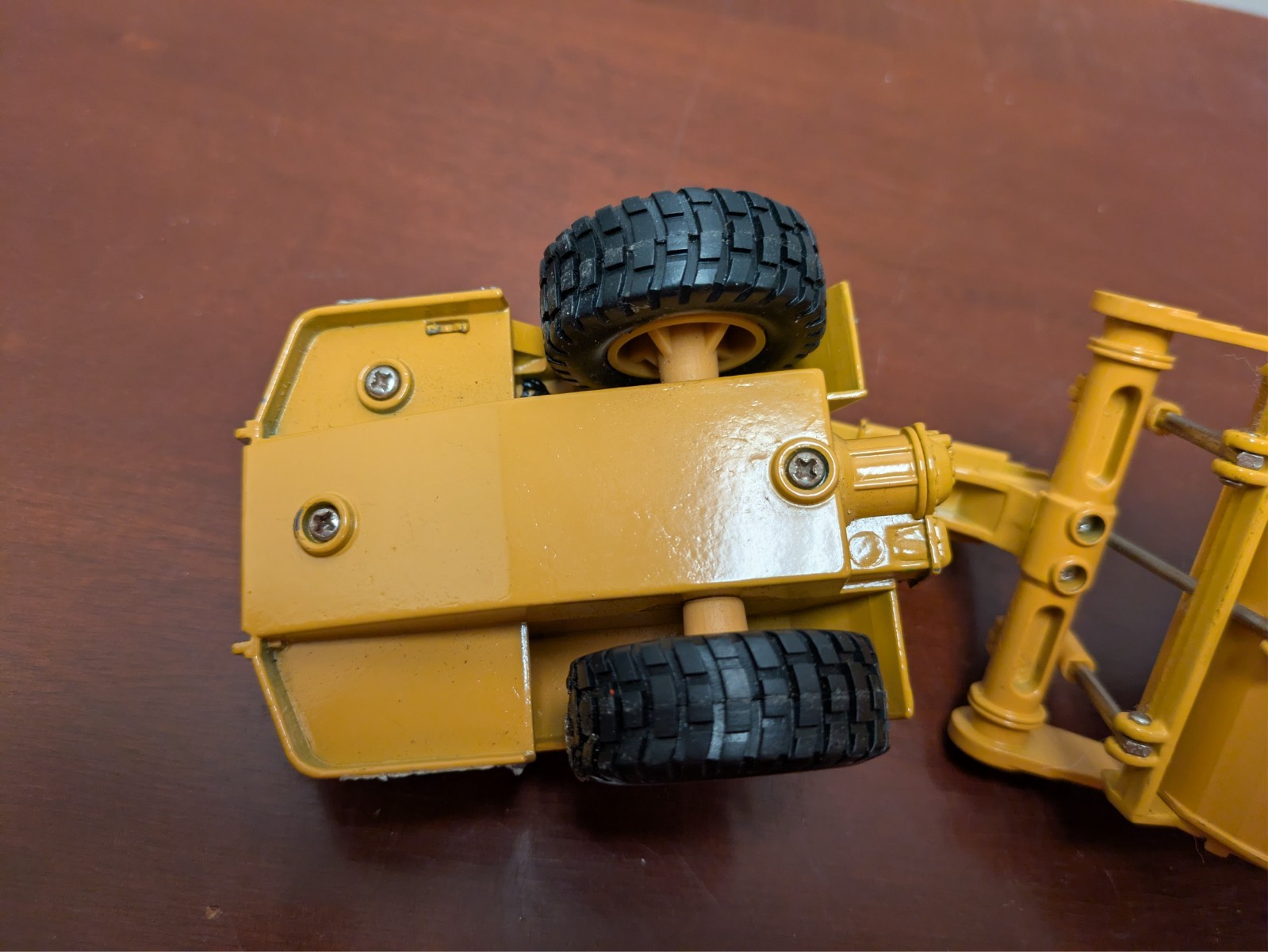 ERTL Caterpillar 631E Motor Scraper Diecast Toy Construction Vehicle CAT 3644U