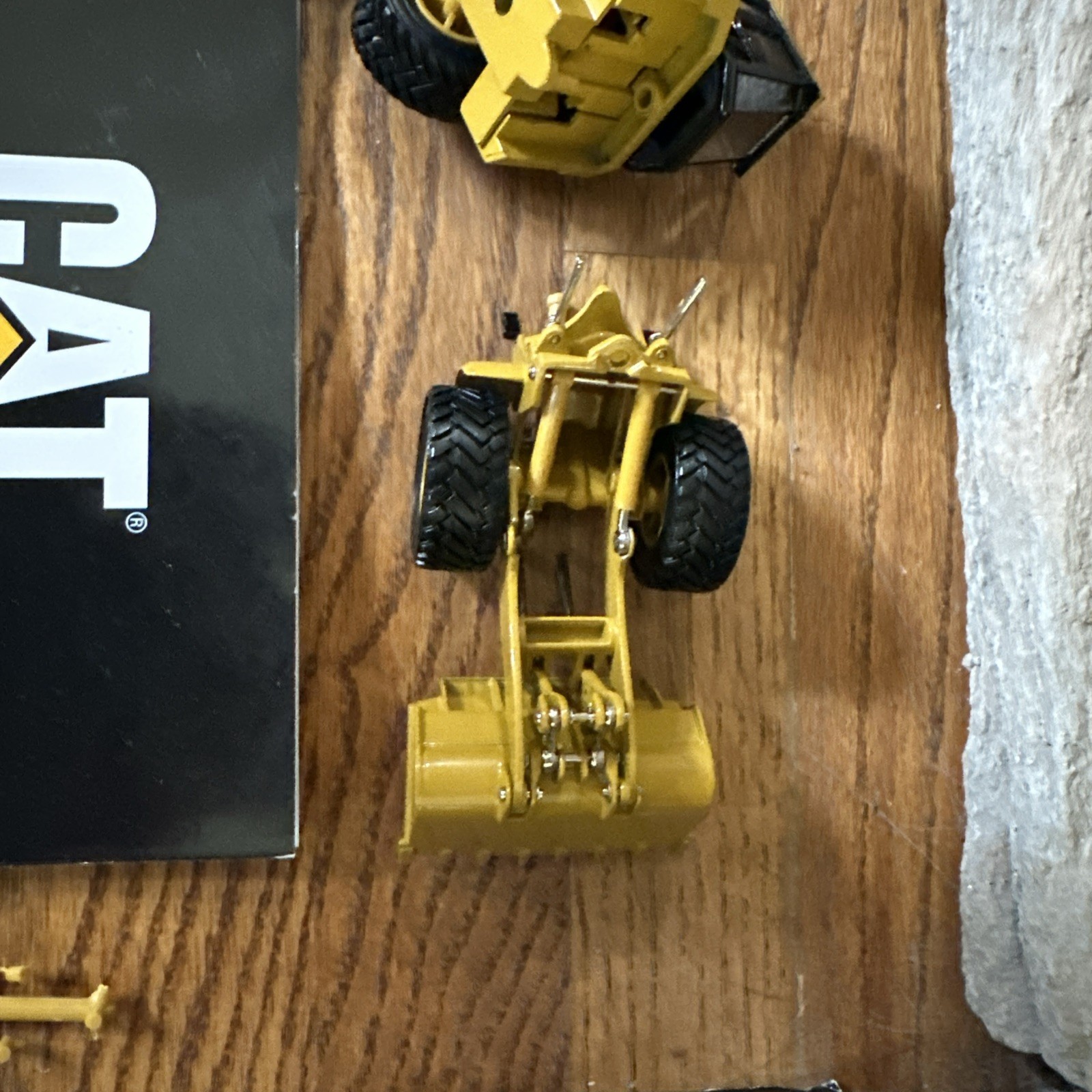 Norscot CATERPILLAR 1/50 Cat 980G Wheel Loader Die Cast Construction Model Kit