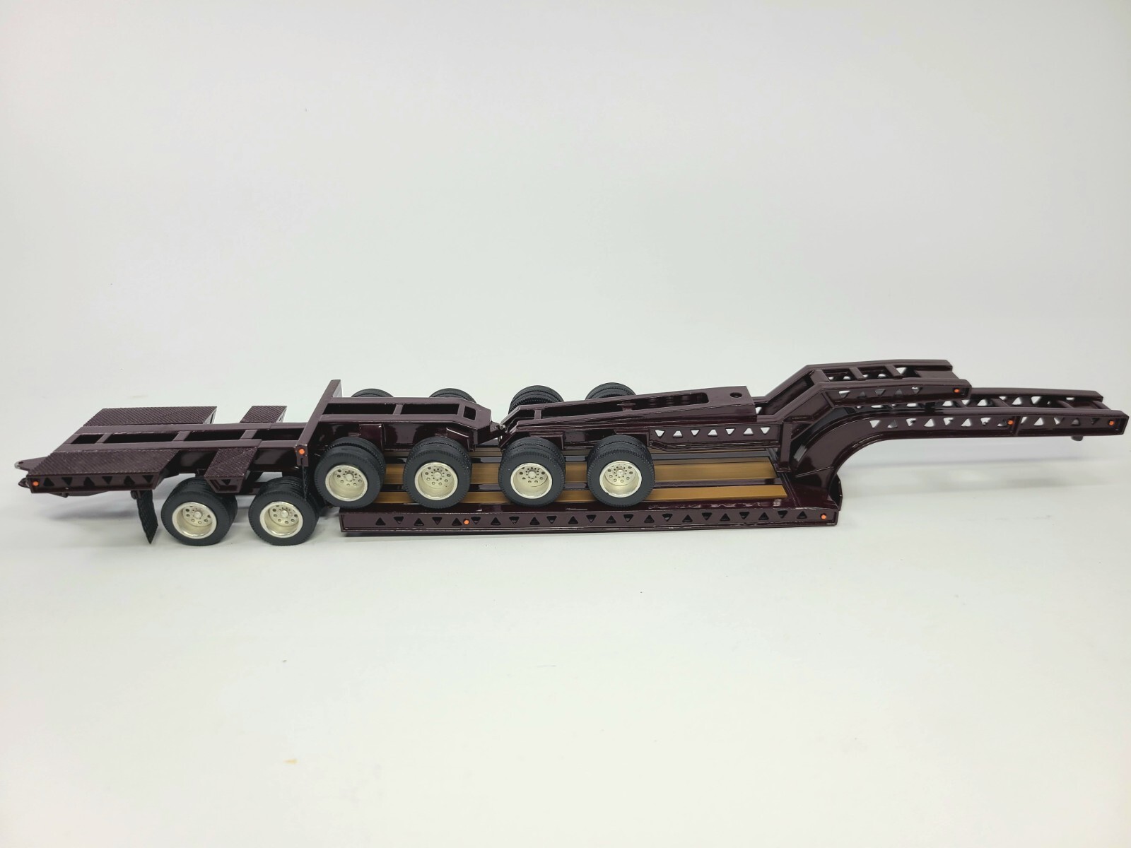 Trail King 2x2x2 Low Loader Trailer – Maroon ASAM Smith 1:48 Scale Diecast Model