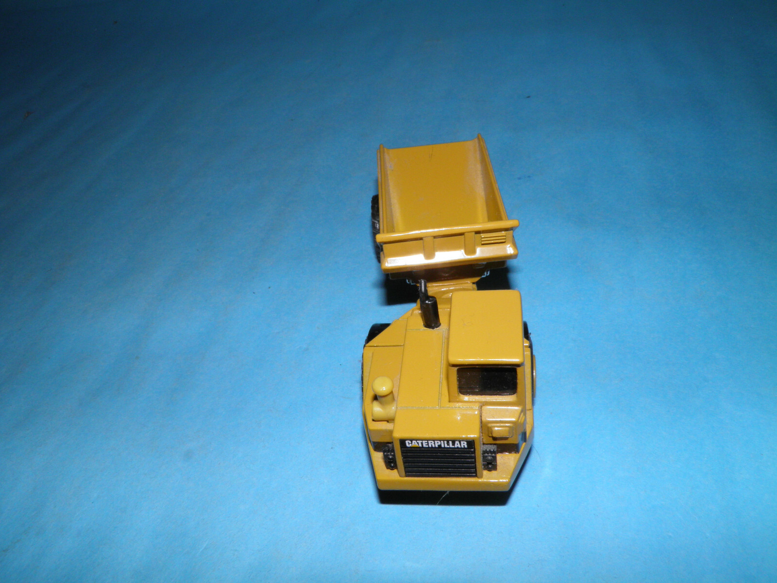 Norscot Group Inc Caterpillar D25D Articulated Dump Truck Die Cast #b
