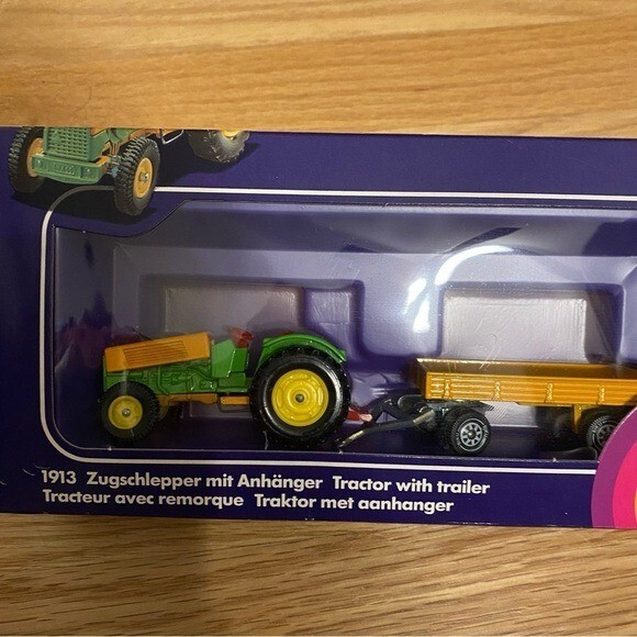 VINTAGE SIKU 1913 Tractor With Trailer NEW WEST GERMANY Zugschlepper Farm Toy