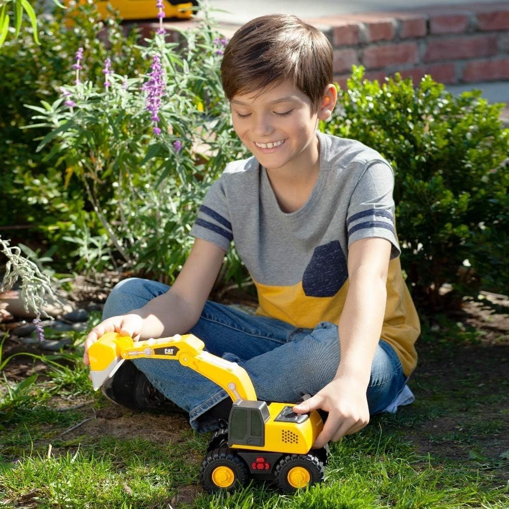 Durable CAT Tough Machines Excavator Toy with Movable Parts & Sounds – 10-Inch
