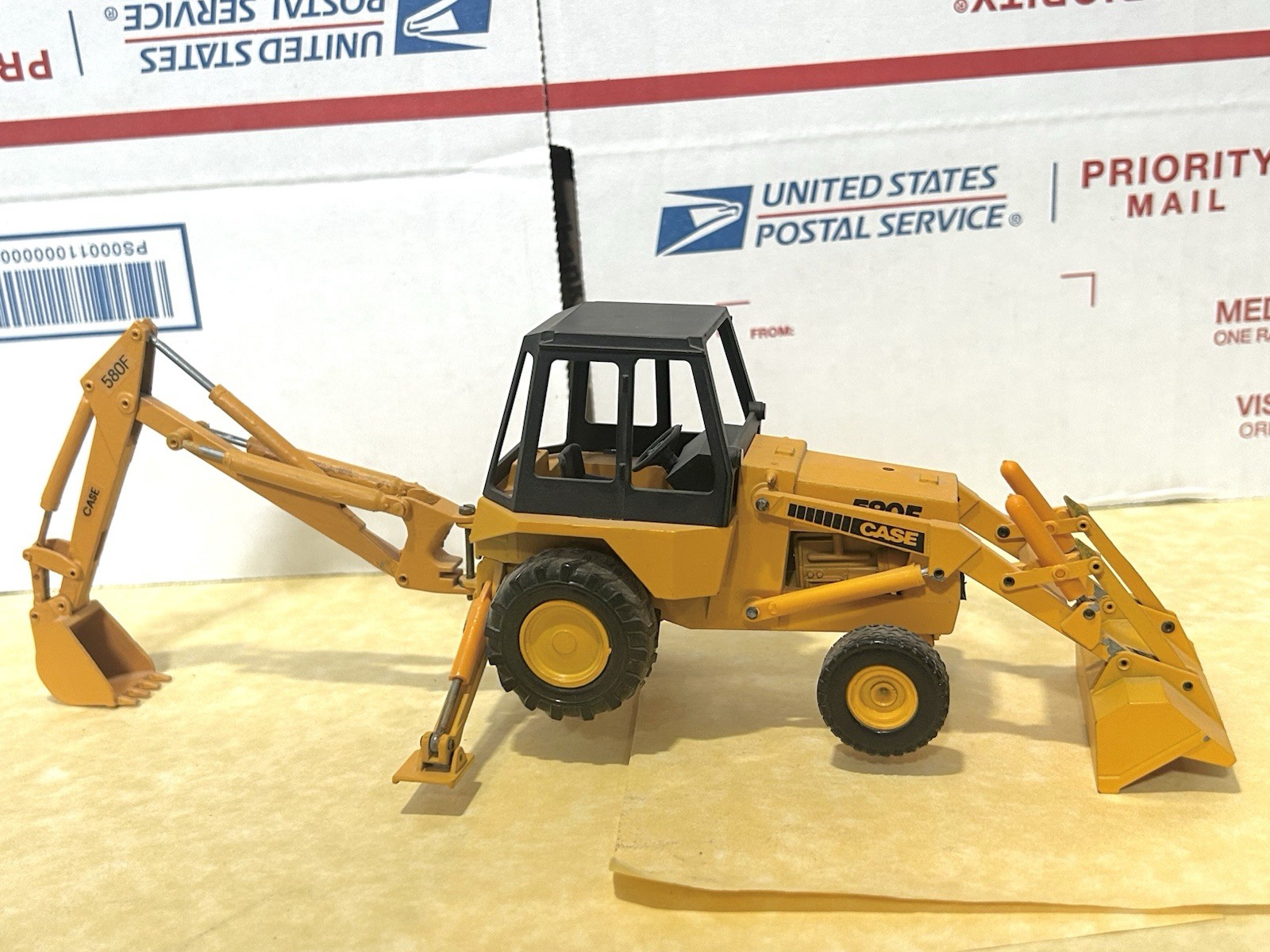 Conrad 1/35 Case 580F Construction King Loader-Backhoe w/Original Box!