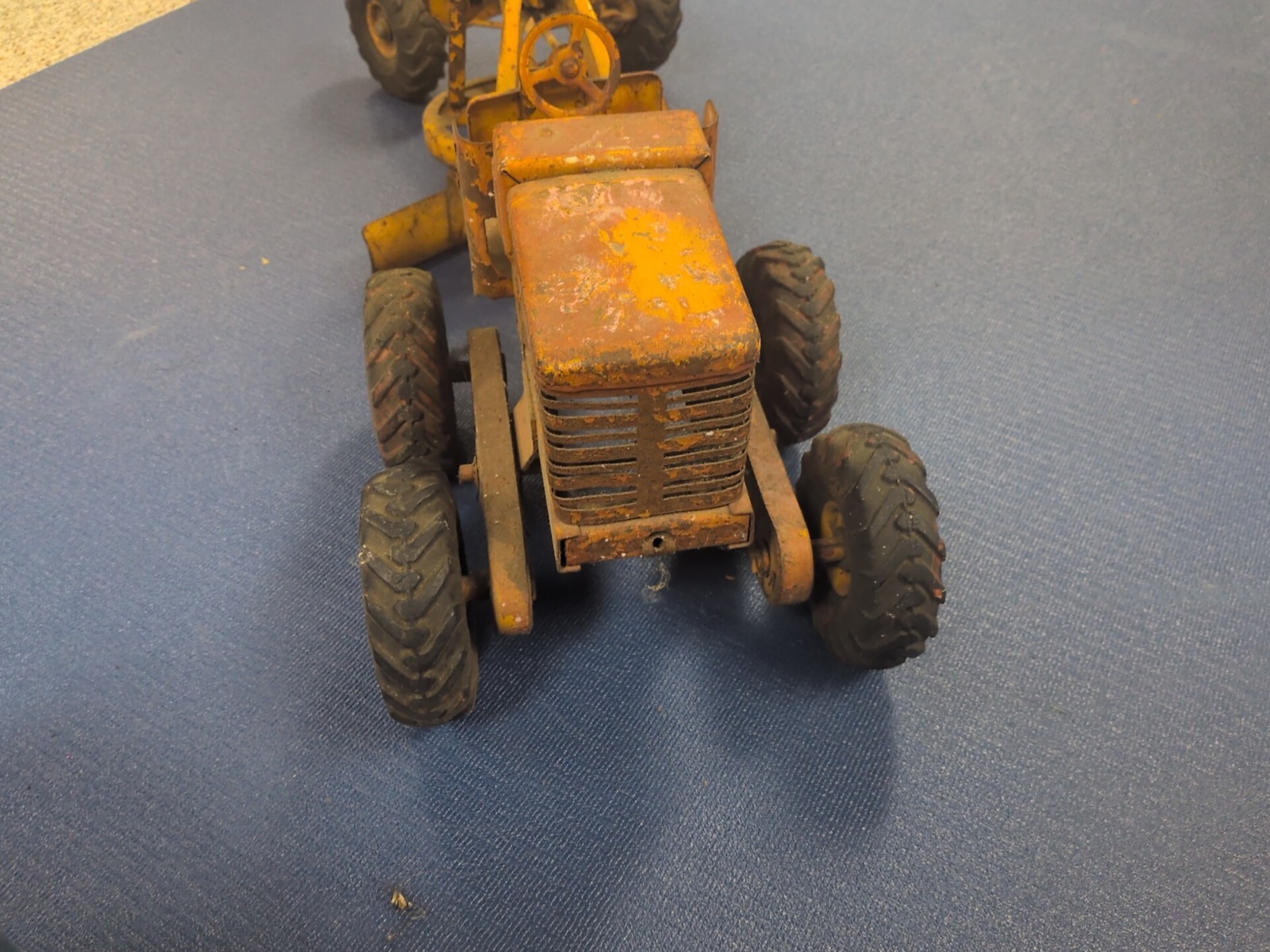 Doepke Model Toys Adams Road Grader Diesel Motor Steel 1950’s Vintage Fair Cond.