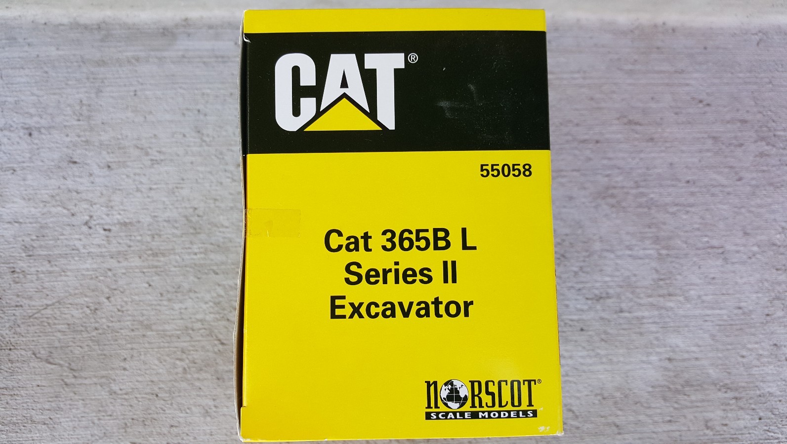 Norscot 55058 1:50 Scale Caterpillar CAT 365B L Series II Excavator NIB O Scale