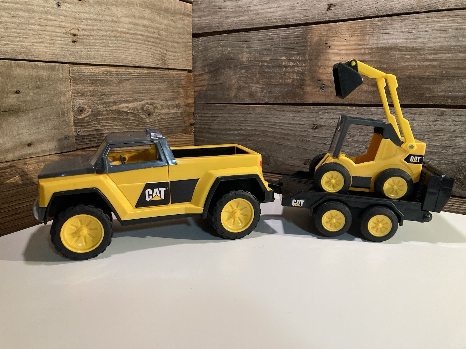Toy State CAT Truck Trailer & Skid Steer Loader Truck Toy Caterpillar EUC￼