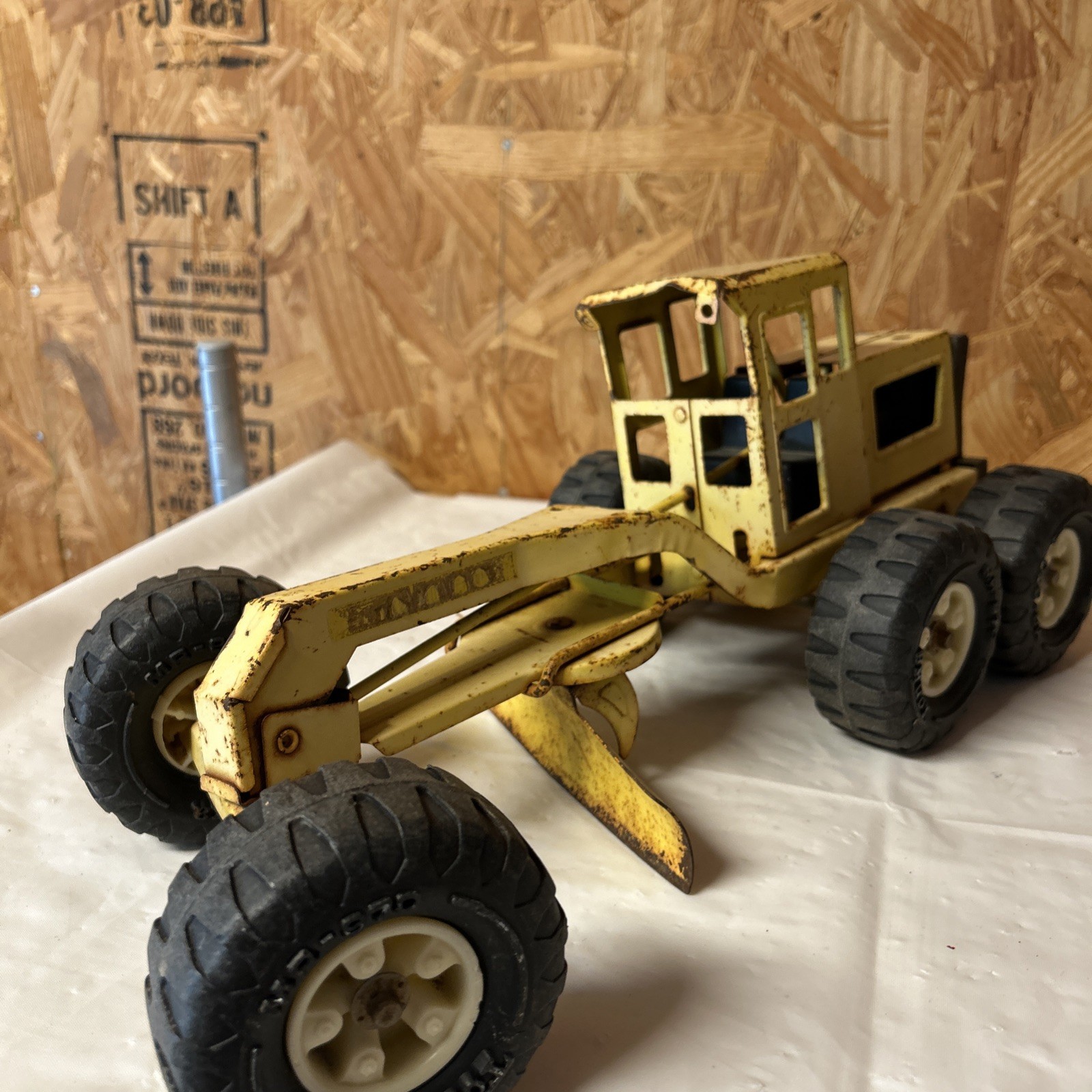 Tonka Yellow Road Grader Vintage 70s Construction Toy Vehicle Truck 9F