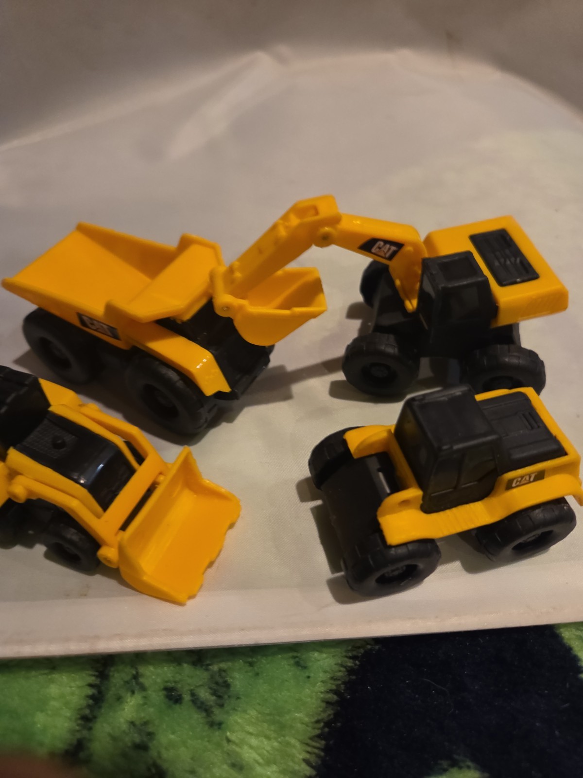 CAT Little Machines 4 Pack B Dump Truck Toy Building Vehicles For Kids Ages 3+