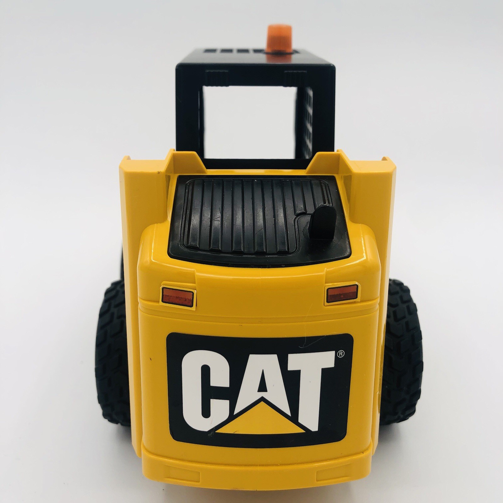 Bruder 2018 Cat Front End Loader 2589/02 – Caterpillar, Made in Germany