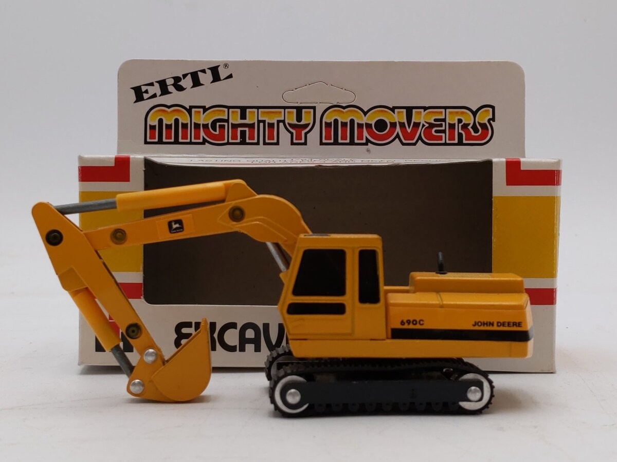 ERTL Mighty Movers 1:64 Scale John Deere #690C LN