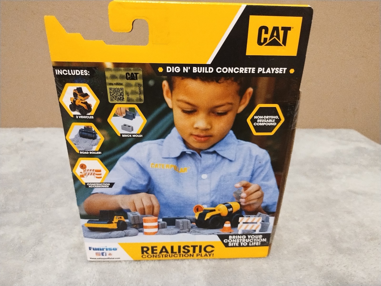 Cat Dig N Build