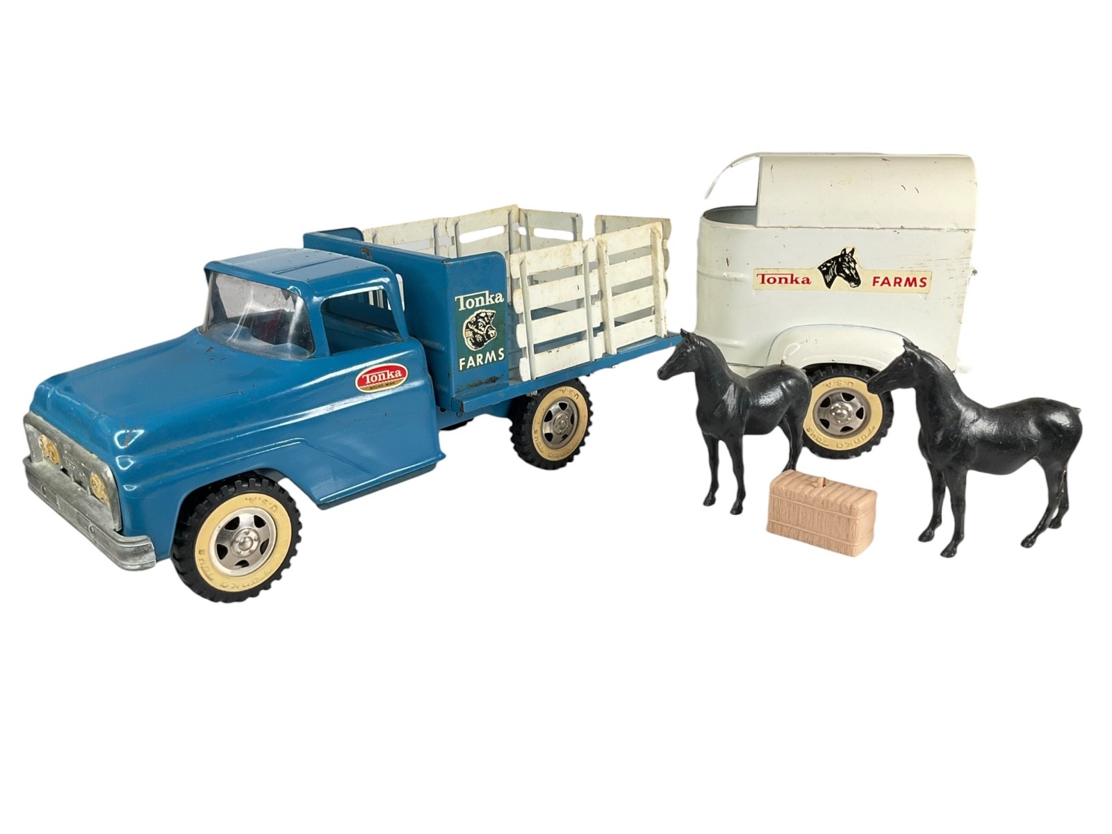 TONKA FARMS 1960’s TOYS FORD STAKE TRUCK HORSE TRAILER 2 HORSES TURQUOISE BLUE #