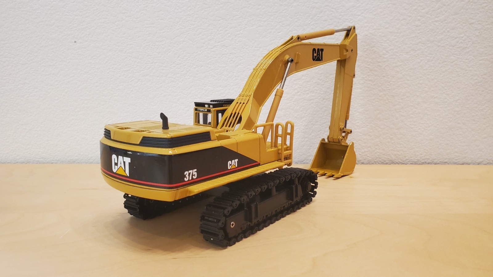 1/50 Joal 189 Cat 375 Excavator