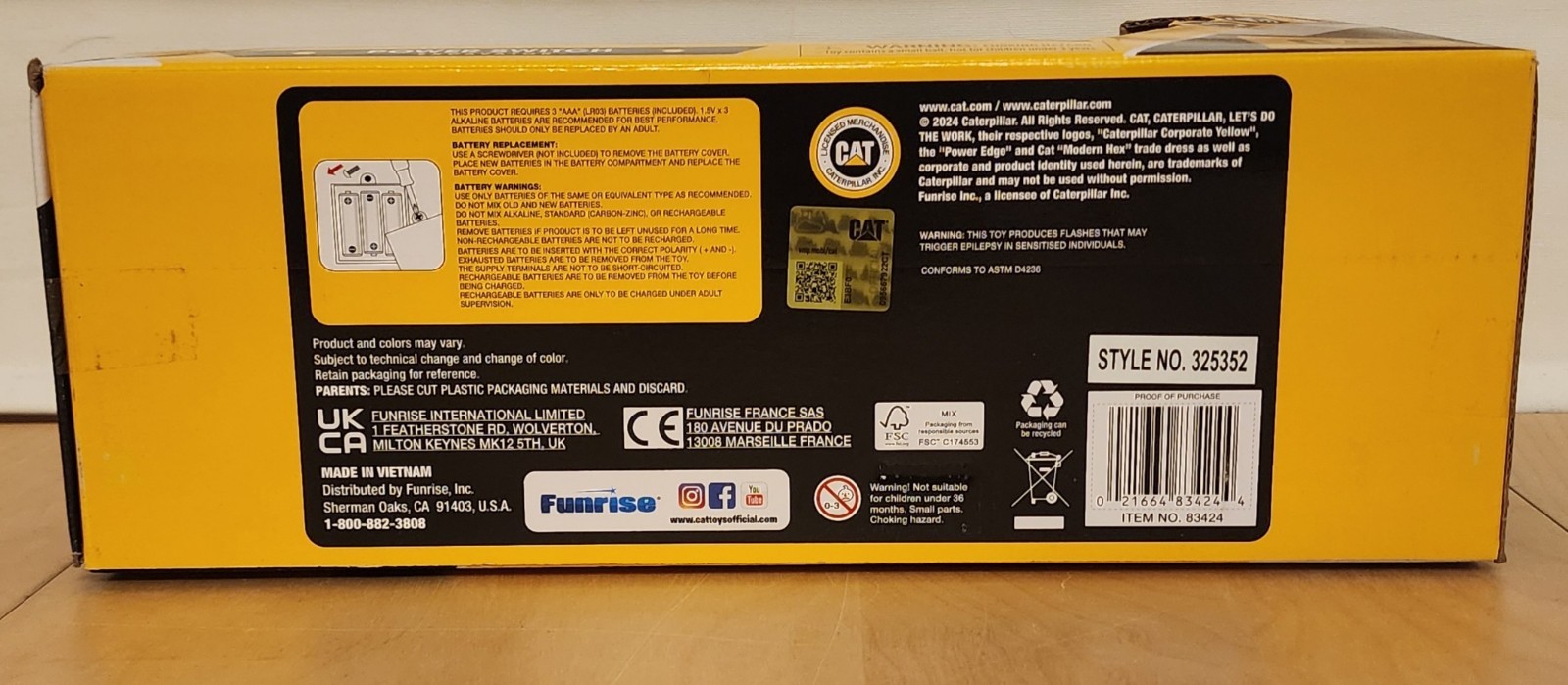 Funrise CAT 3-IN-1 Construction Vehicle Power Switch Excavator w/ Buildable Dirt