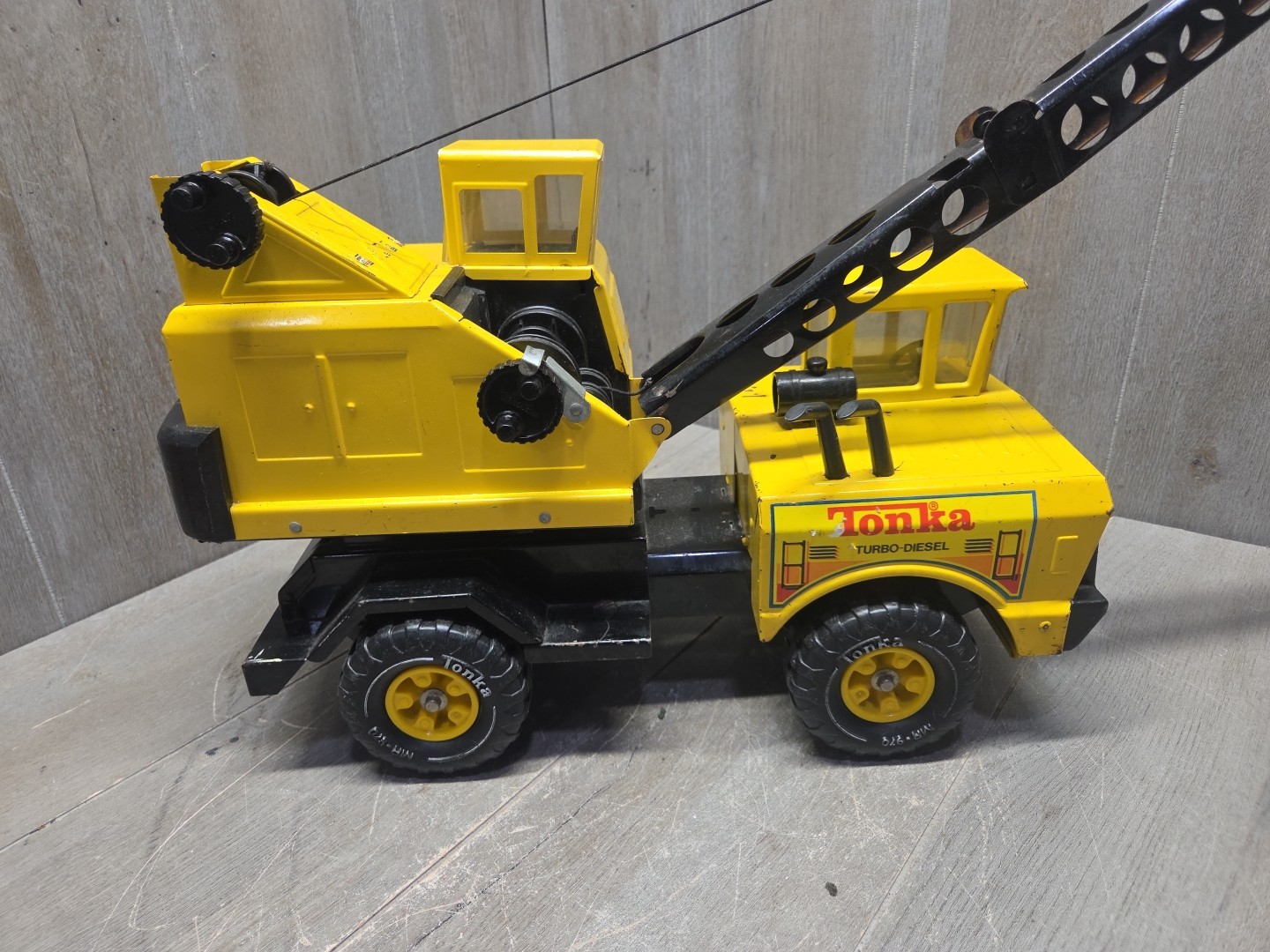 1970’s Tonka Turbo Diesel MR-970 Crane (Missing Clam)