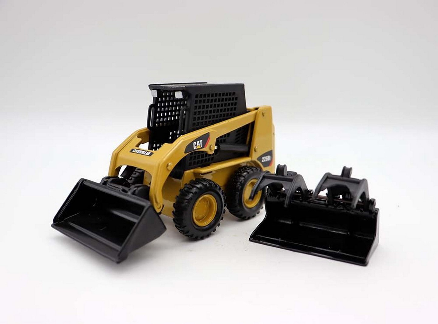 1/32 Scale Cat 226B3 SKID STEER LOADER Diecast Model Toy Collection Gift 55268
