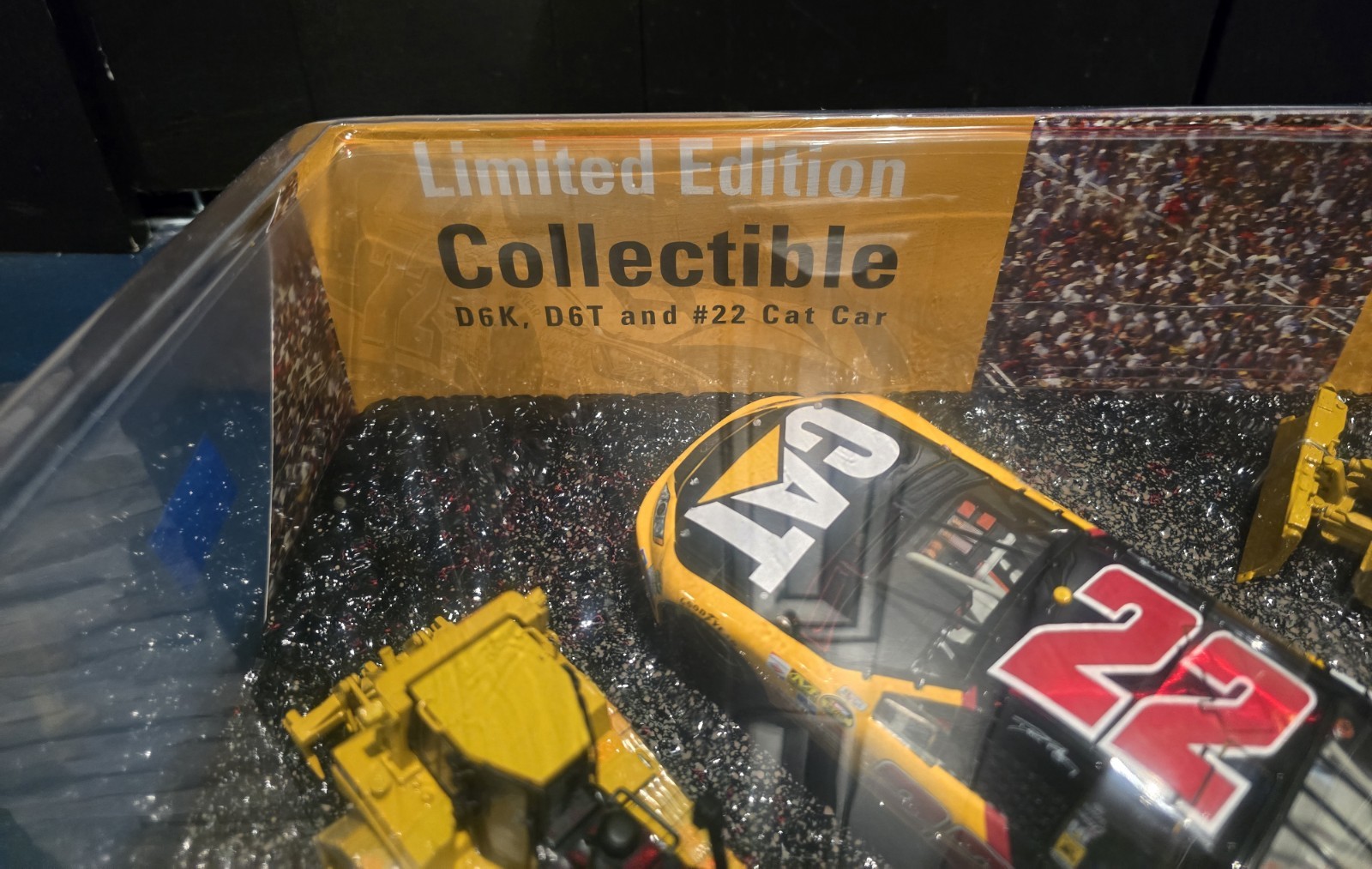 Limited Edition Norscot CAT Collectible D6k, D6T & #22 Cat Car 55480 NEW