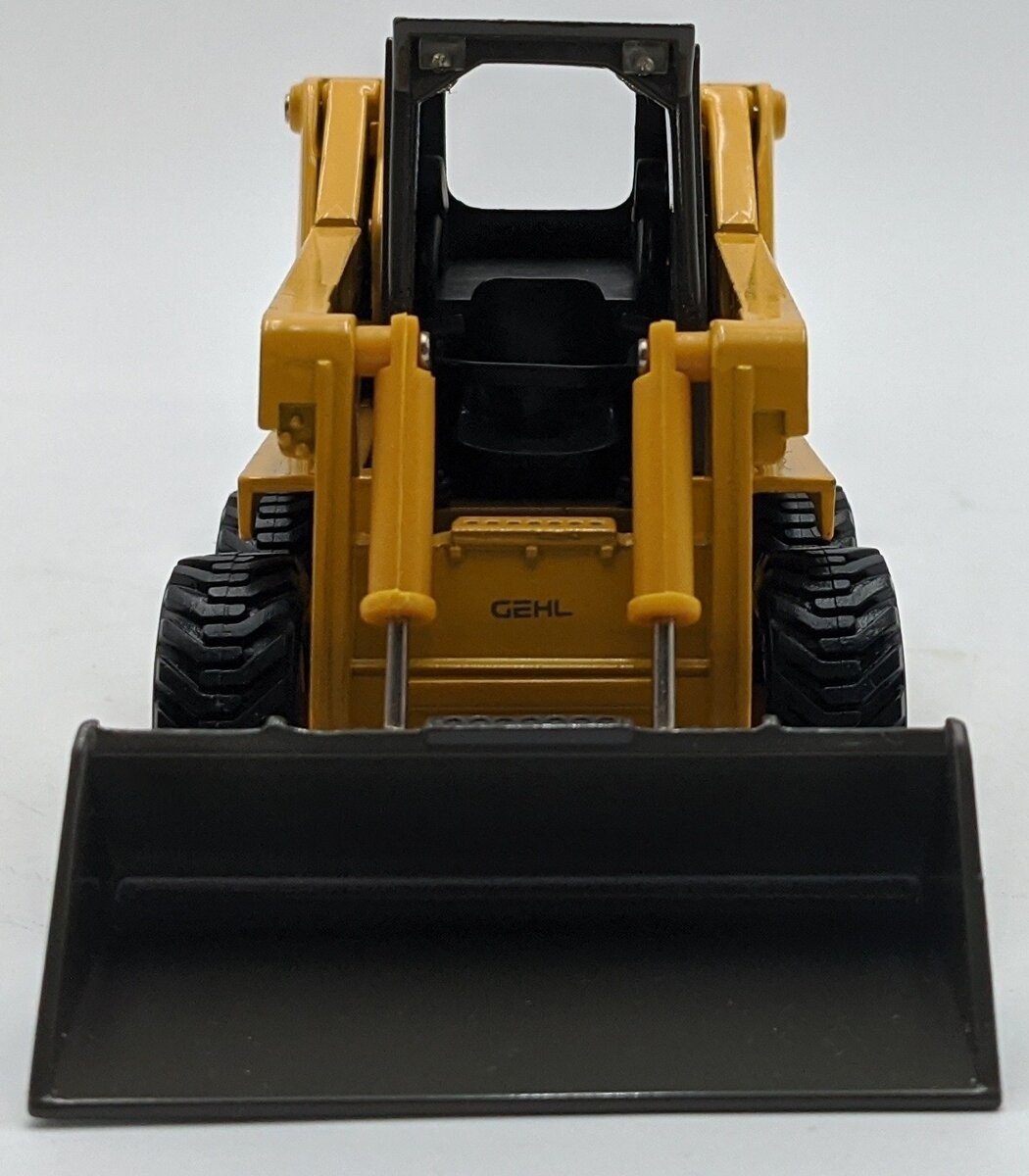 Die Cast Promotions 907740 1:25 Gehl 5635 DXT Skid Loader NIB