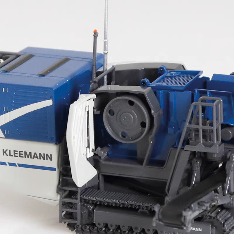 Kleemann Mobicat MC 110i EVO2 Mobile Jaw Crusher NZG 1:50 Scale Model #1043 New