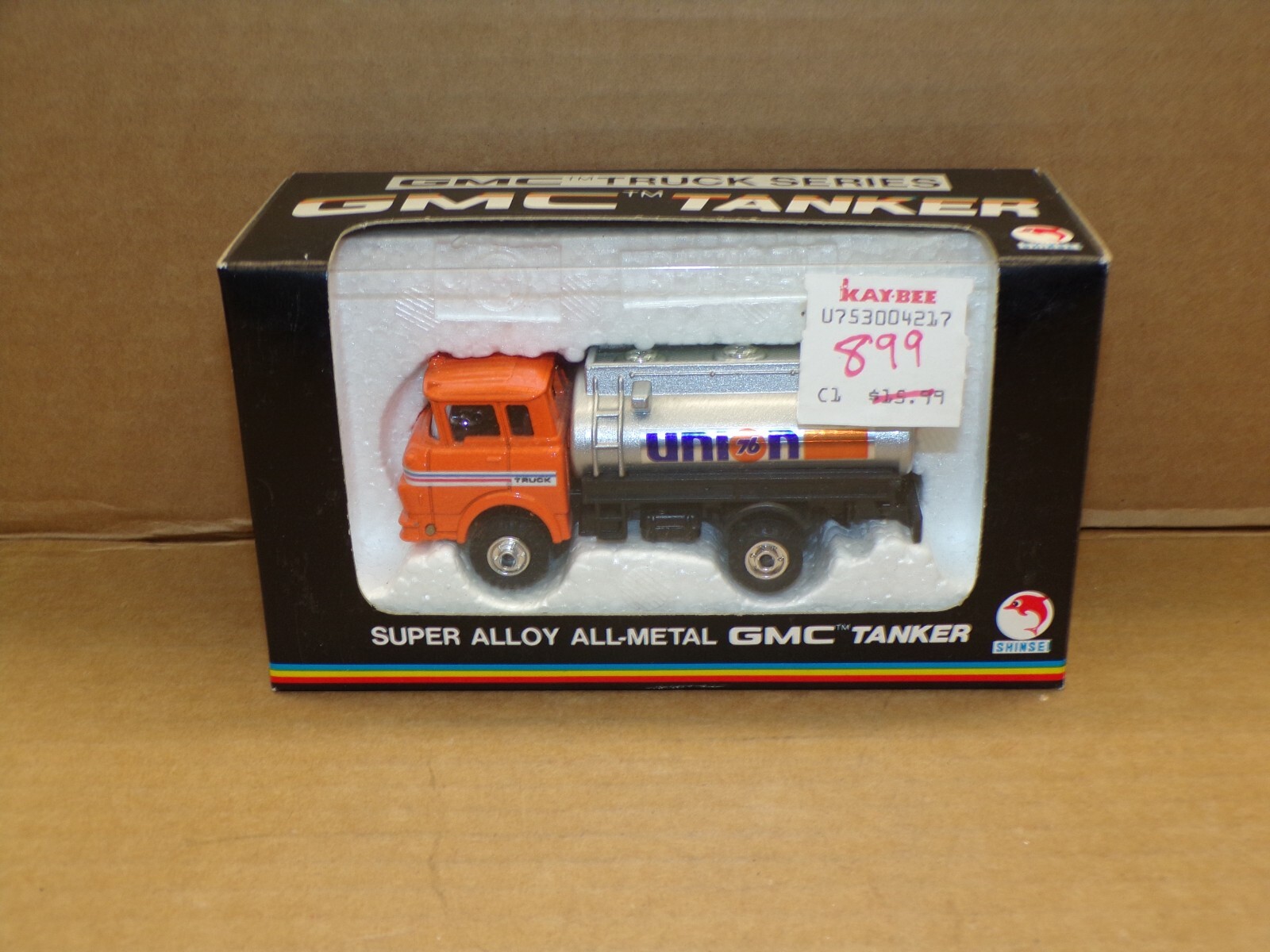 VINTAGE SHINSEI GMC UNION 76 OIL TANKER #4217 – 1/60 DIE-CAST ~ N/M IN BOX !