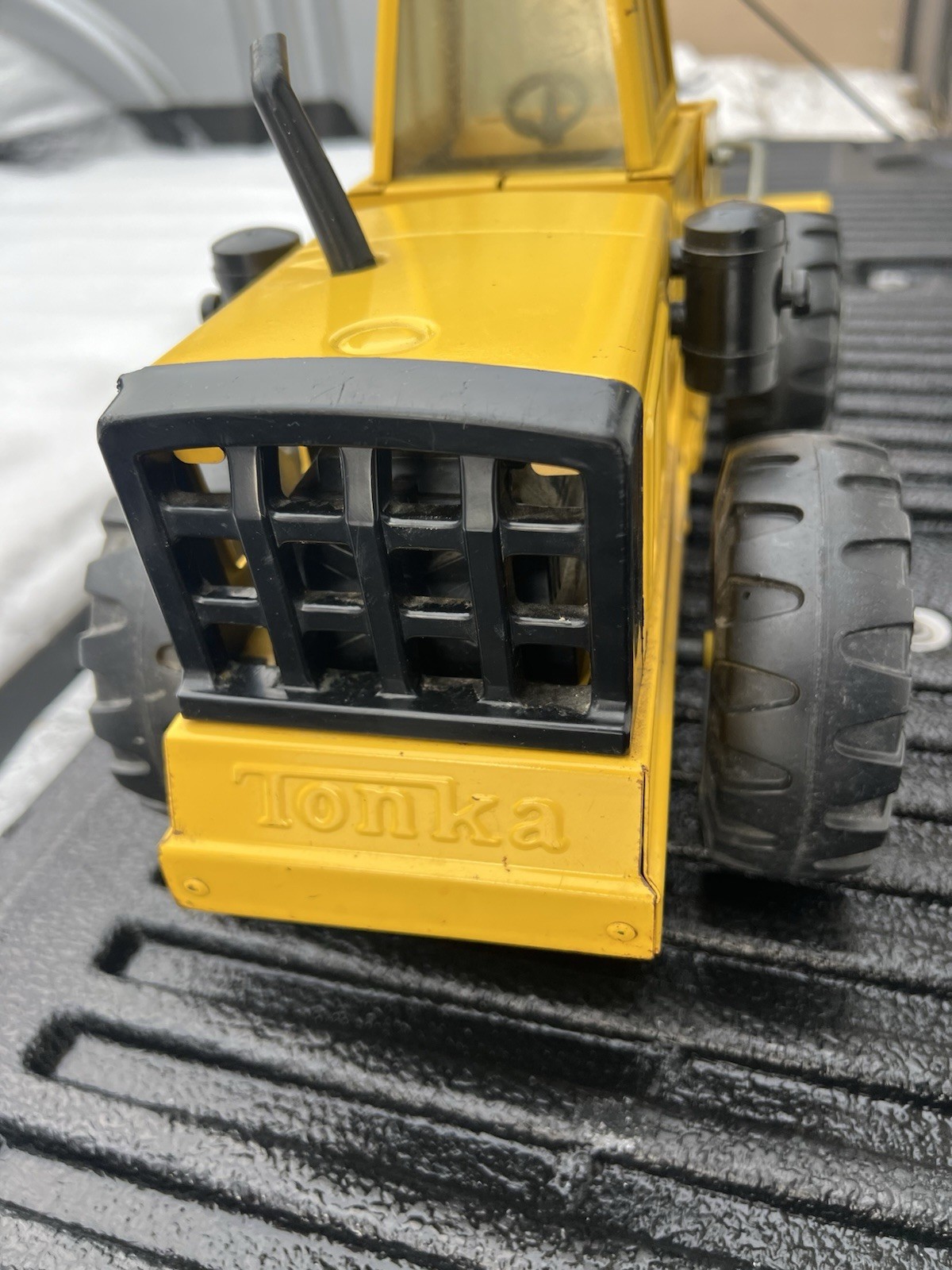 Vintage 1974/75 Metal Mighty Tonka Front End Loader #3920 – 20” x 9.5” x 9”