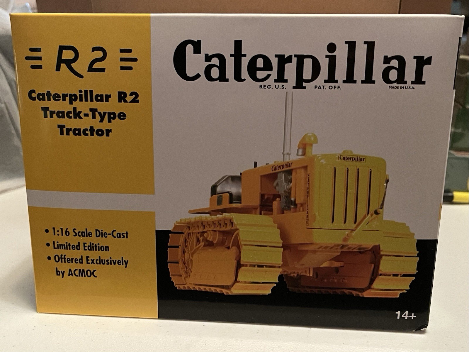 SPECCAST CAT Caterpillar R2 Crawler ACMOC #CUST1008 1/16 NIB TAPE UNCUT