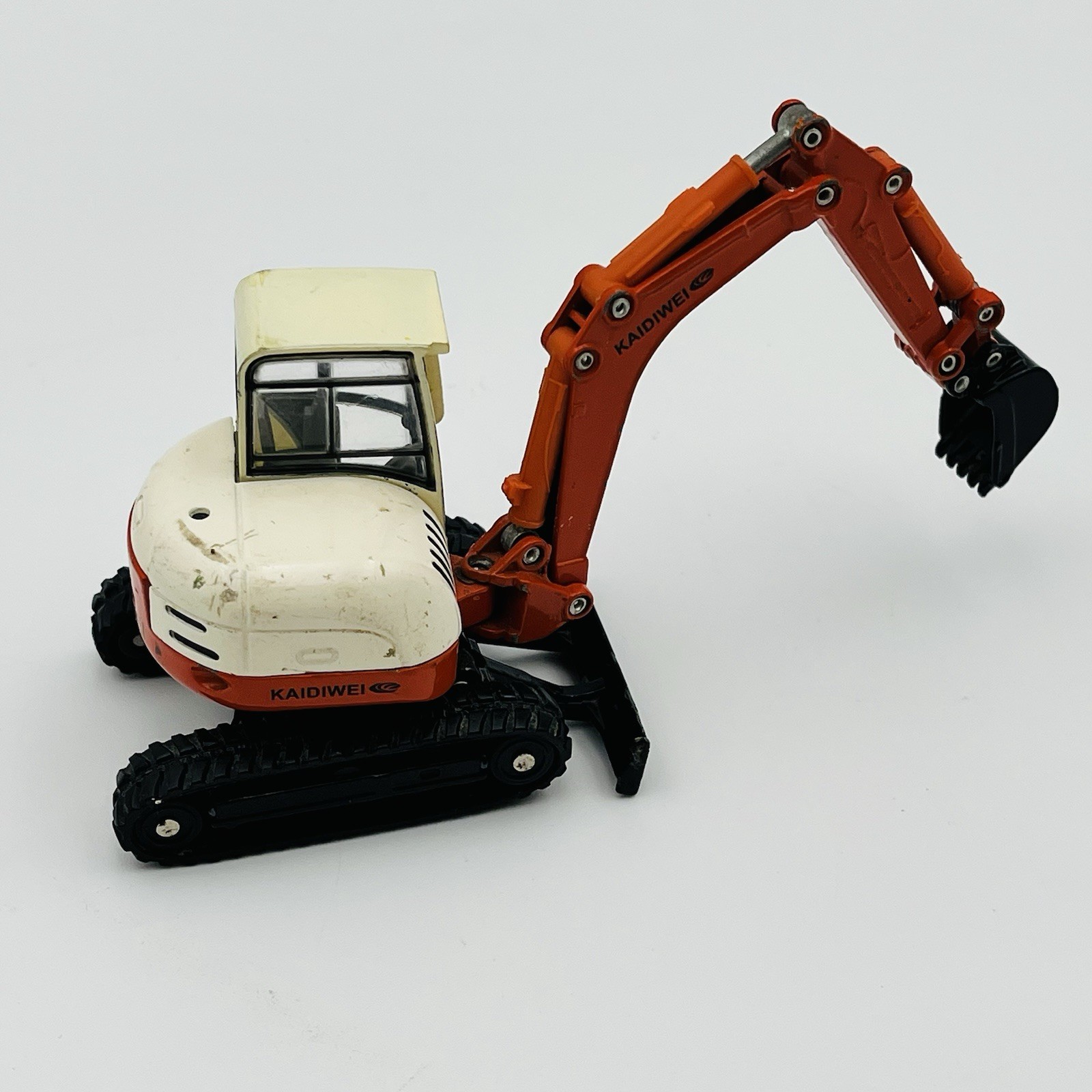 KDW 1:50 Scale Diecast Kaidiwei HR32 Crawler Excavator Construction Vehicle Toy!