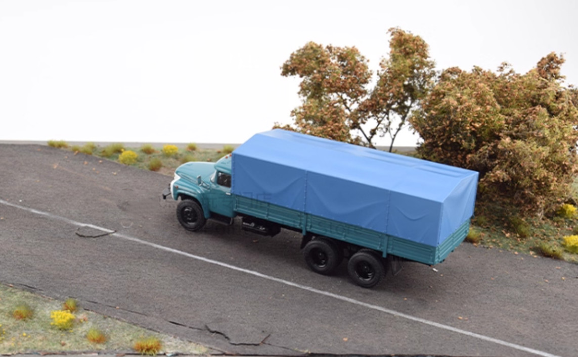 1:43 SSM ZIL-133GYA 3-axle Flatbet Truck &Cloak Construct Vehicle Diecast Model