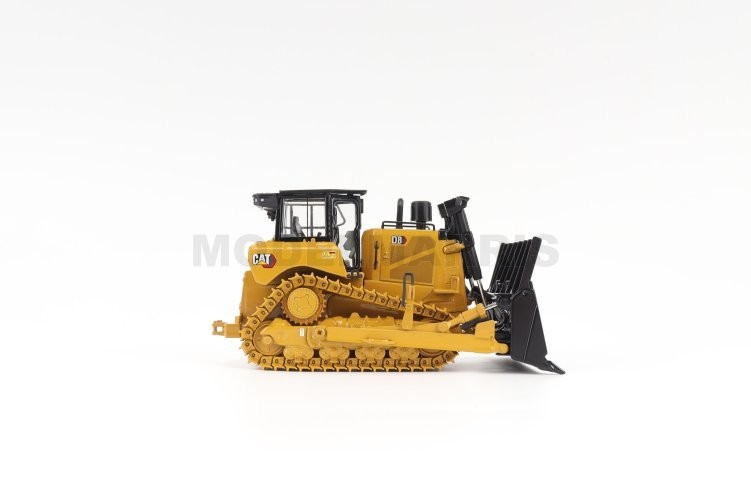 DIECAST MASTERS 85758 Cat D8 Dozer Waste Handler Configuration 1/50