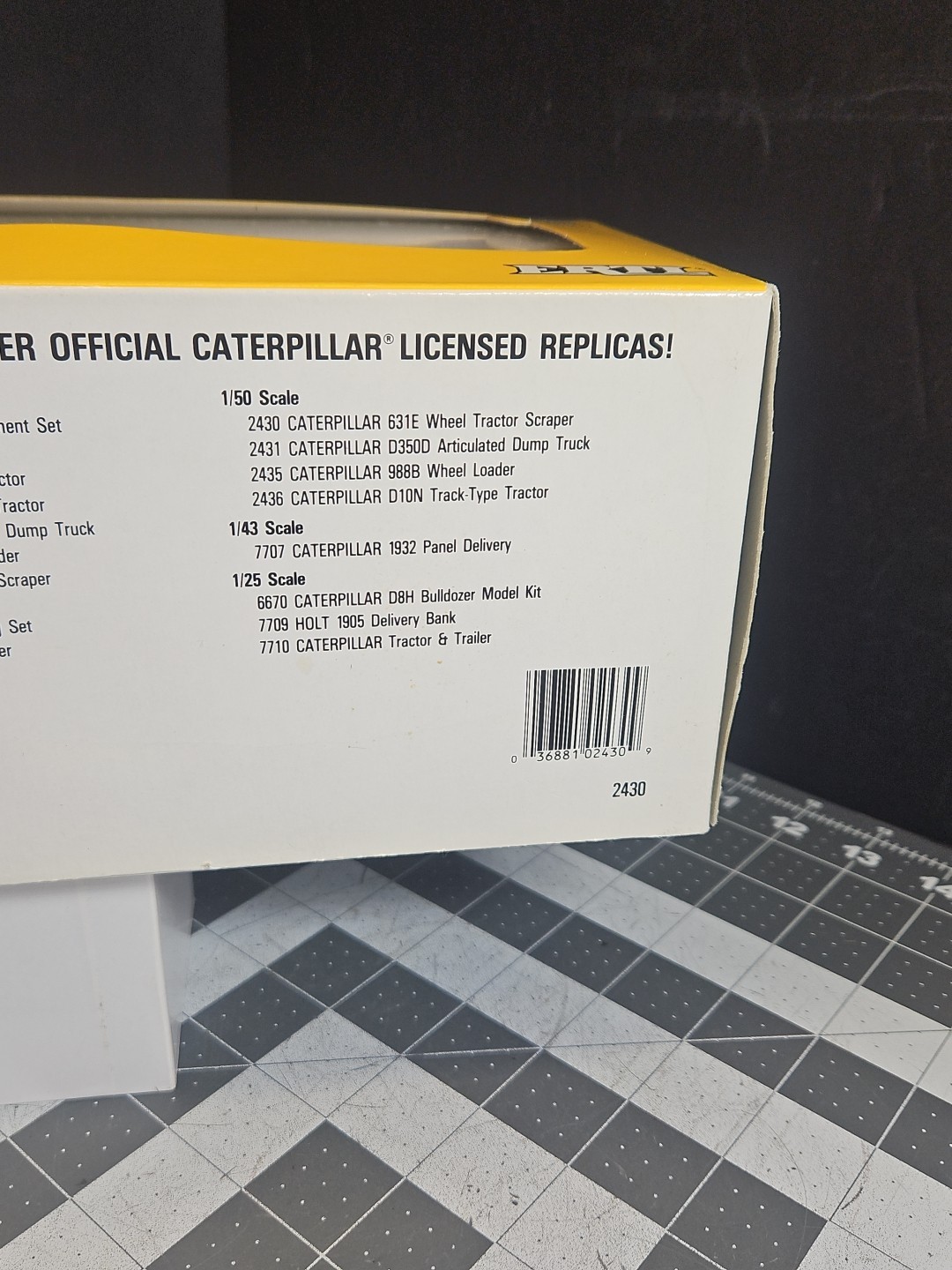 ERTL Caterpillar Cat 631E Wheel Tractor Scraper 1:50 Scale Model #2430 New