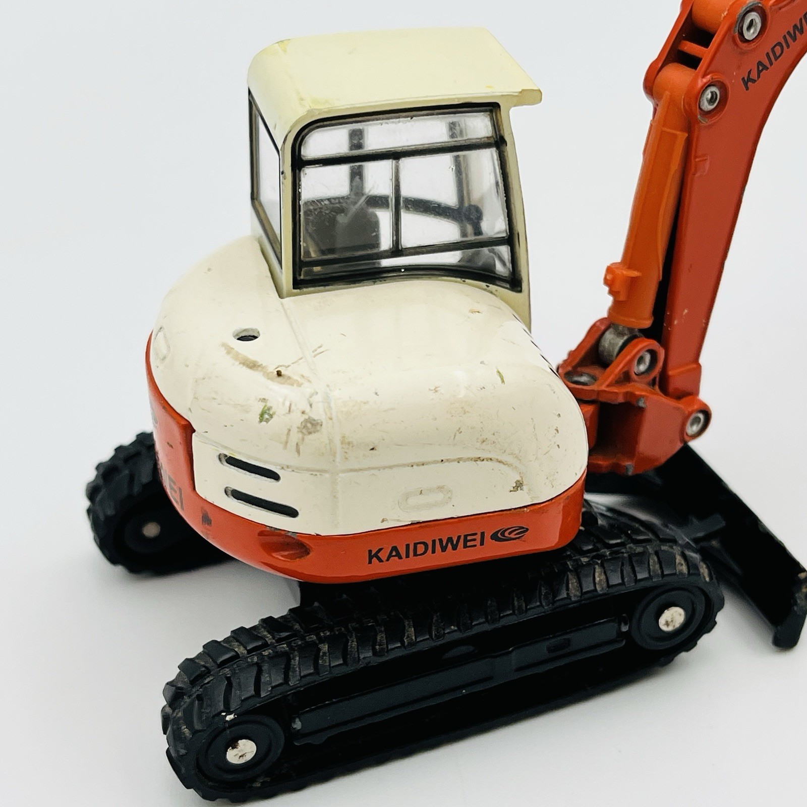 KDW 1:50 Scale Diecast Kaidiwei HR32 Crawler Excavator Construction Vehicle Toy!