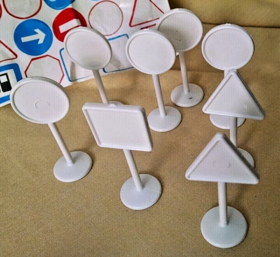 ROAD SIGN PLASTIC TOY SET 19 PLUS DECALS SOME BLANK CONSTRUCTION STOP BARRICADE.