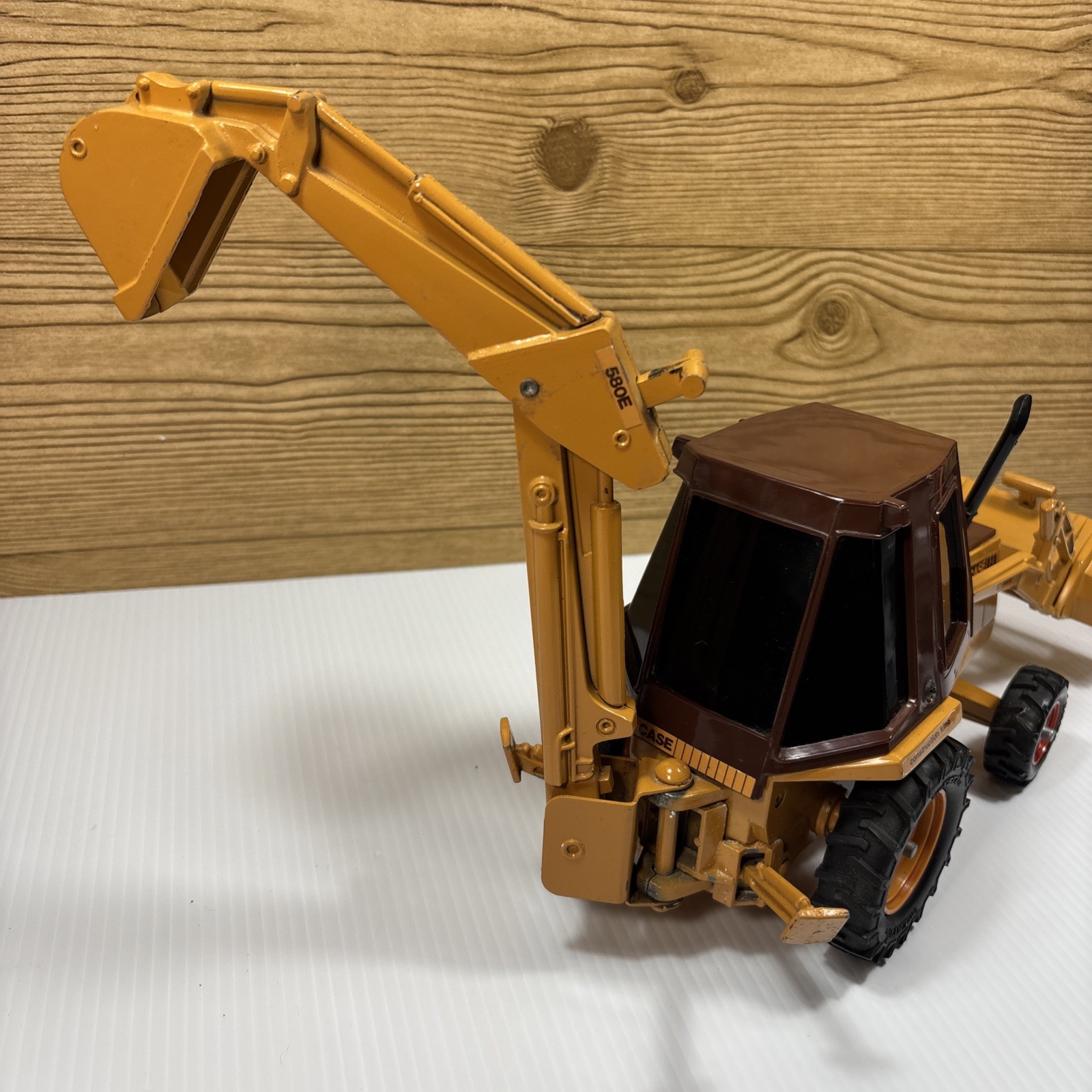 Vintage Ertl Case 580E Super K Backhoe Construction King