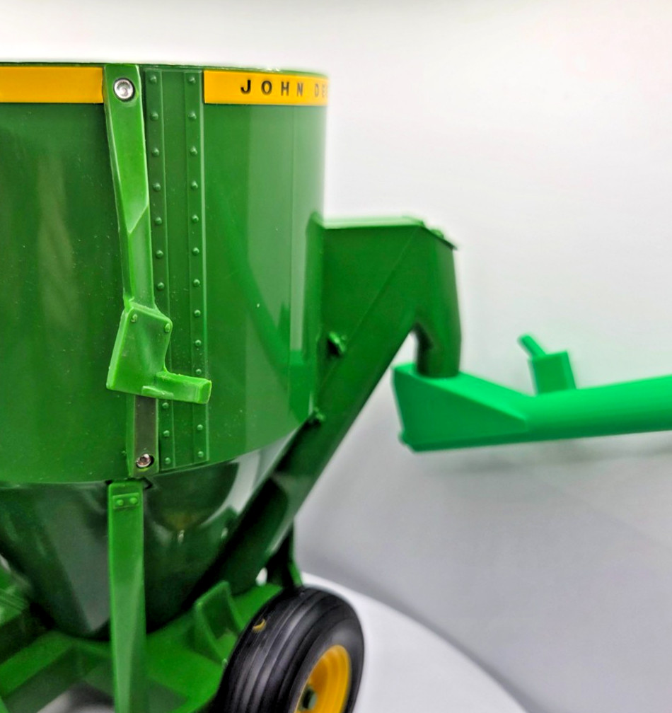 Replica Discharge Auger for Ertl 1/16 Scale Grinder-Mixer (JD 700, IH 1050 plus)