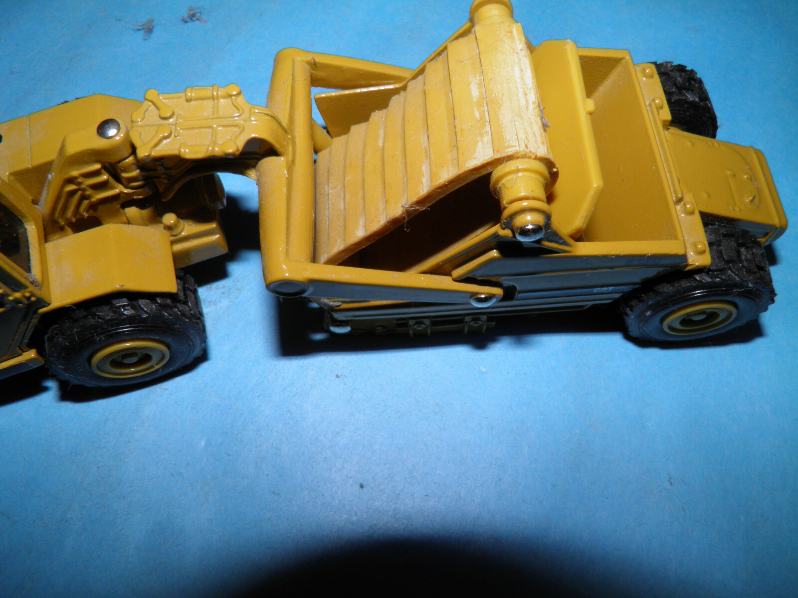 Norscot Group Inc Caterpillar 613C Motor Scraper Die Cast #b
