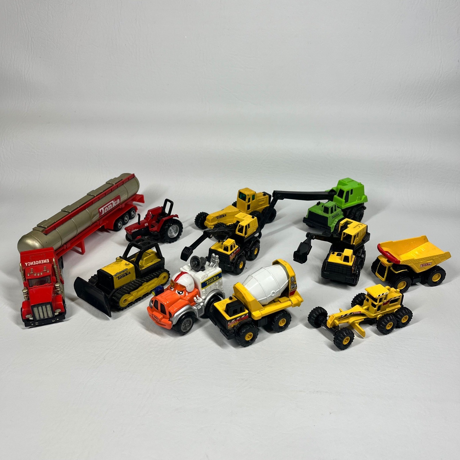 Vintage Tonka Toy Truck Lot 11pc Construction Vehicles Tanker Excavator Mixer