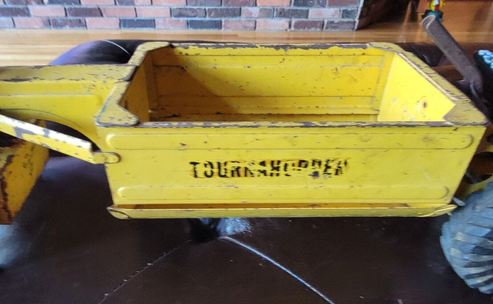 VINTAGE 1950’S NYLINT TOYS YELLOW TOURNEAU TOURNAHOPPER PRESSED STELL DUMPER