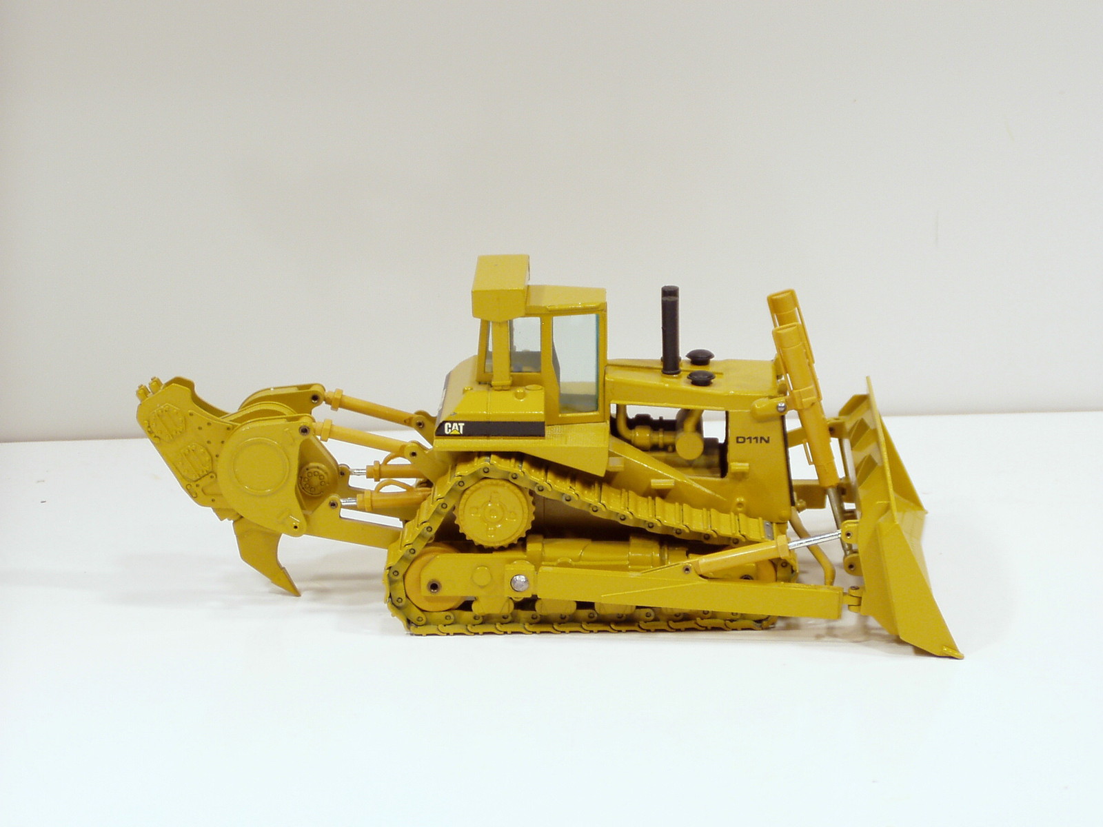 Caterpillar D11N Dozer w/ Impact Ripper – 1/50 – Conrad #2854 – N.MIB
