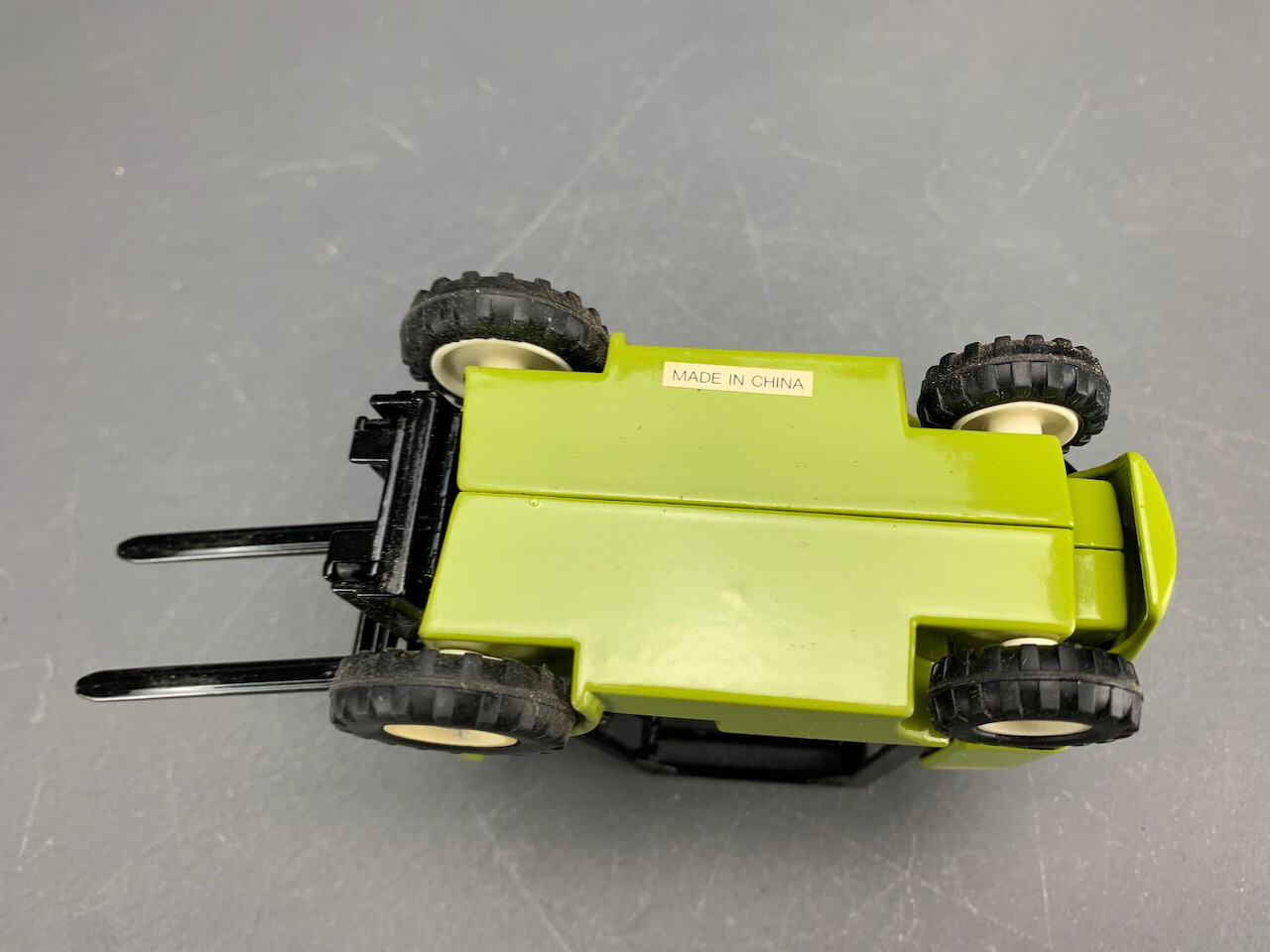 1:24 Diecast Clark CGP 25 Forklift D1453