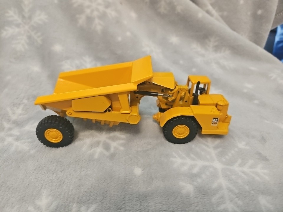 Joal Caterpillar 631D Rock Hauler Dump Truck