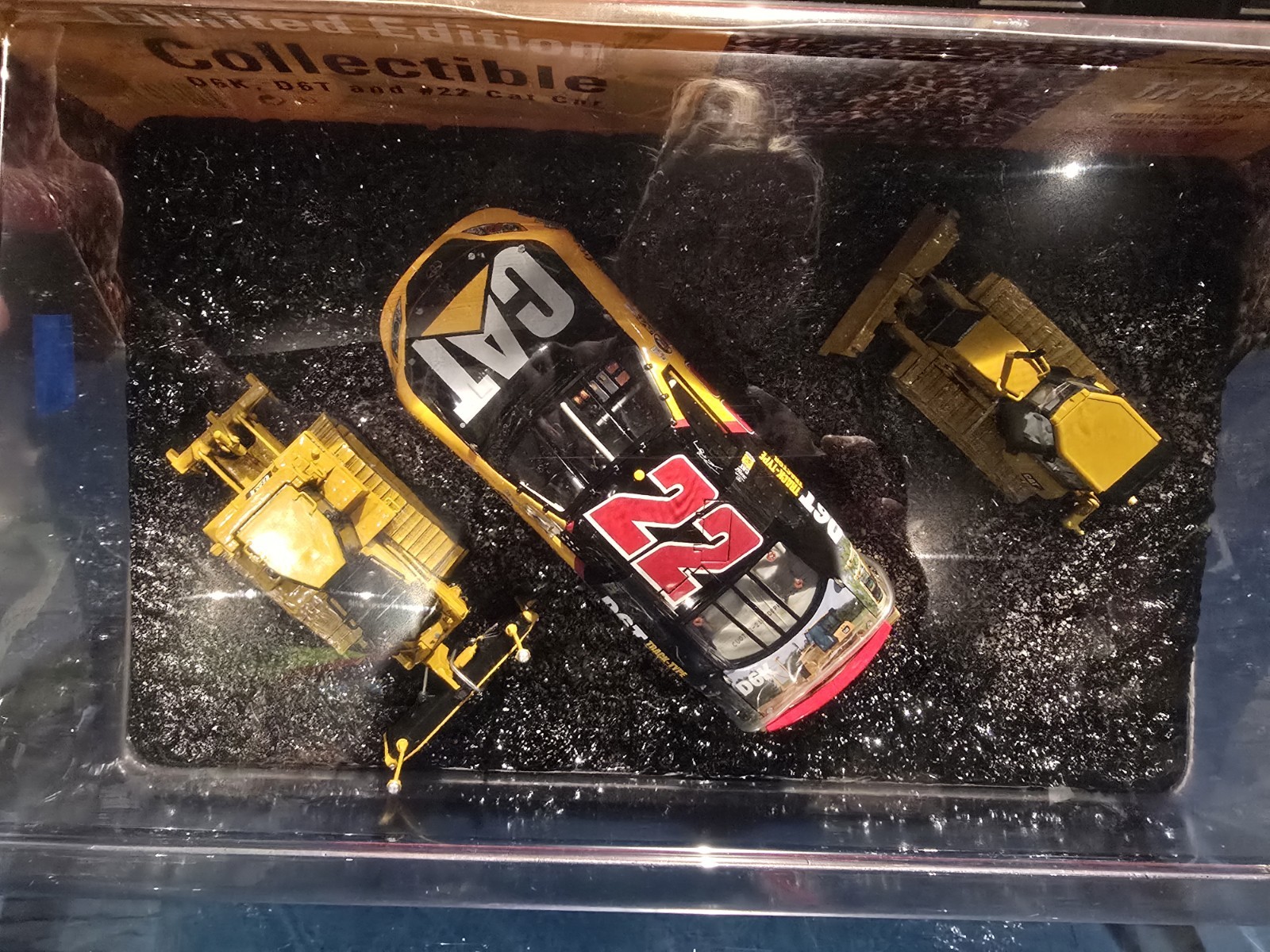 Limited Edition Norscot CAT Collectible D6k, D6T & #22 Cat Car 55480 NEW