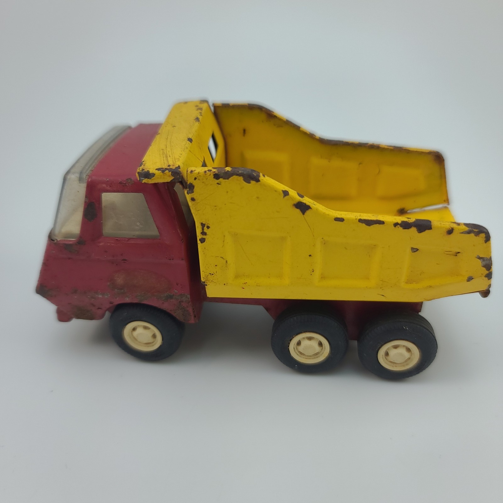Vintage Diecast Metal Dump Truck Red Yellow Construction Toy Vehicle Collector