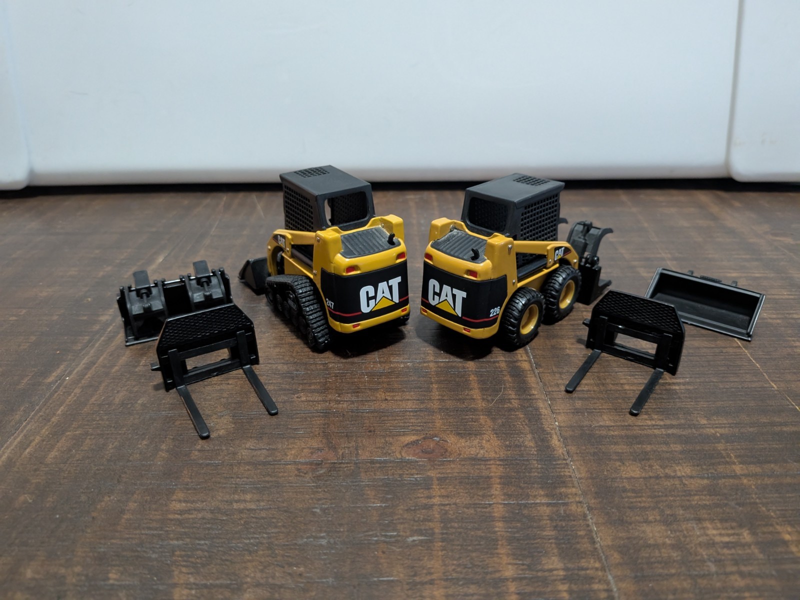 Norscot CAT 247 CTL & Cat 226 SSL 1/32 Die-Cast w/ attachments