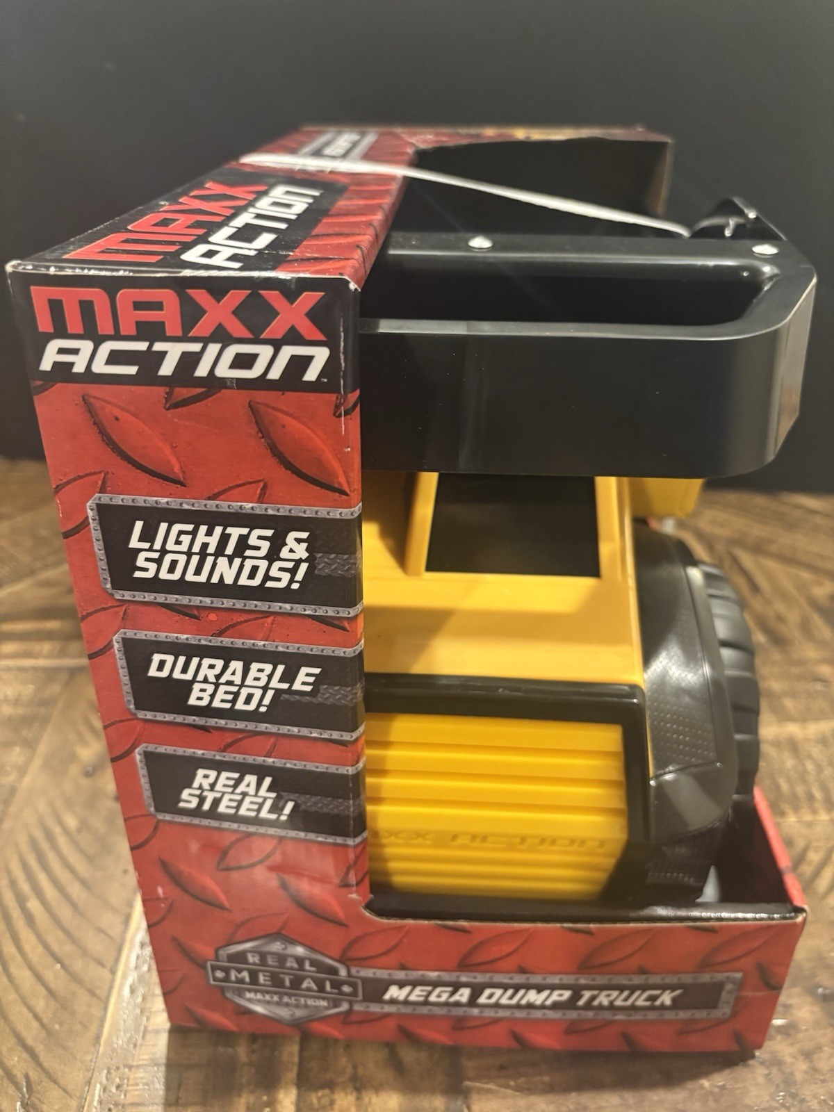 Maxx Action Mega Dump Truck Real Metal Sounds And Lights – NIB – Needs Batteries