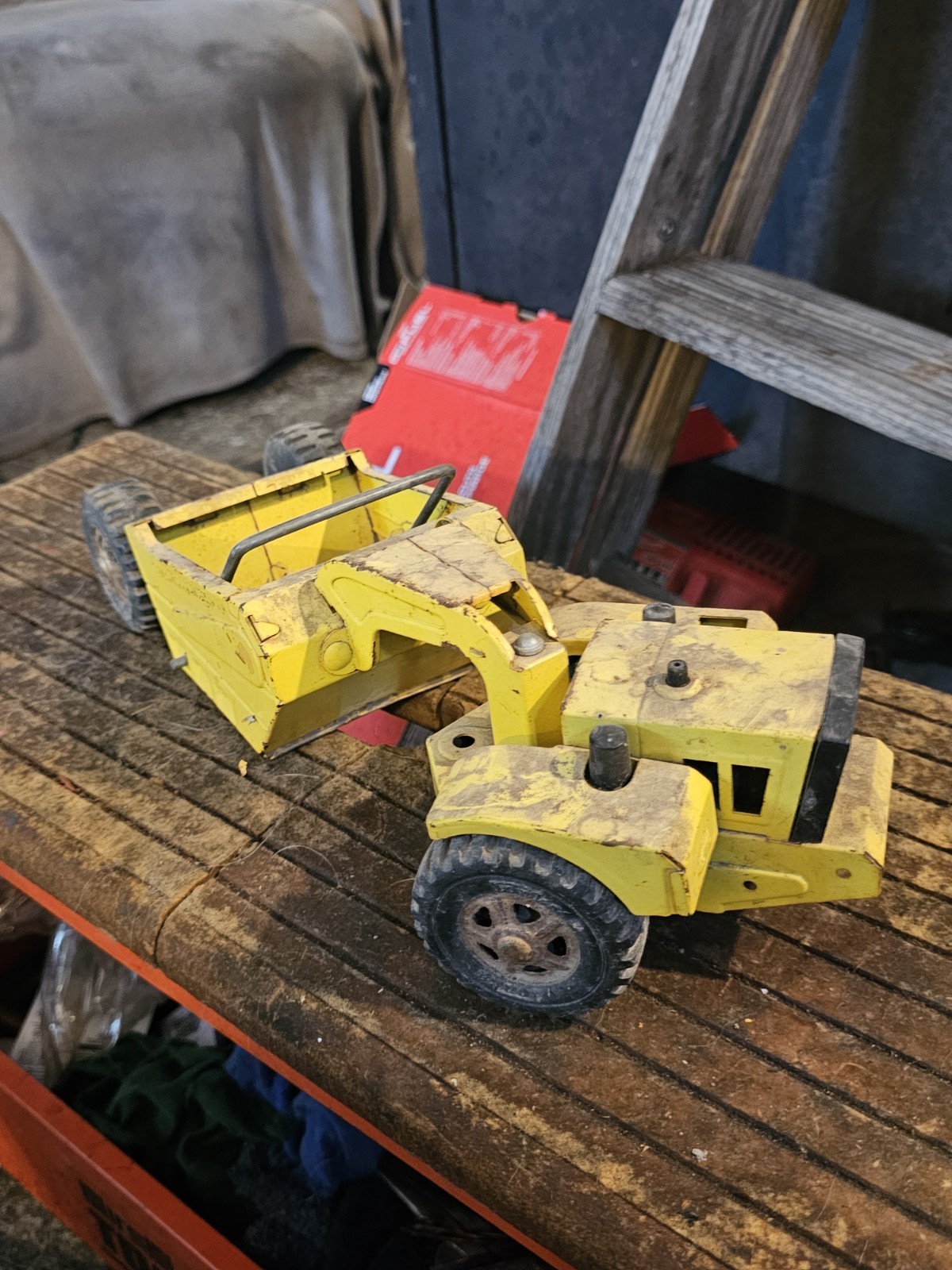 Vintage 1970 Mighty Scrapper Earth Mover Tonka.. Functional