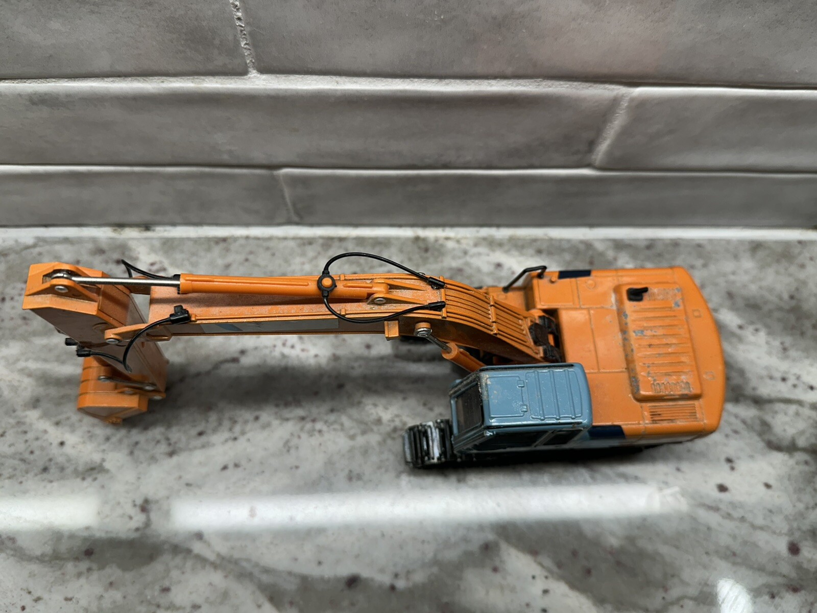 Vintage Novelty Hitachi Super EX200 Elle Excavator 1:40 Diecast Made In Japan