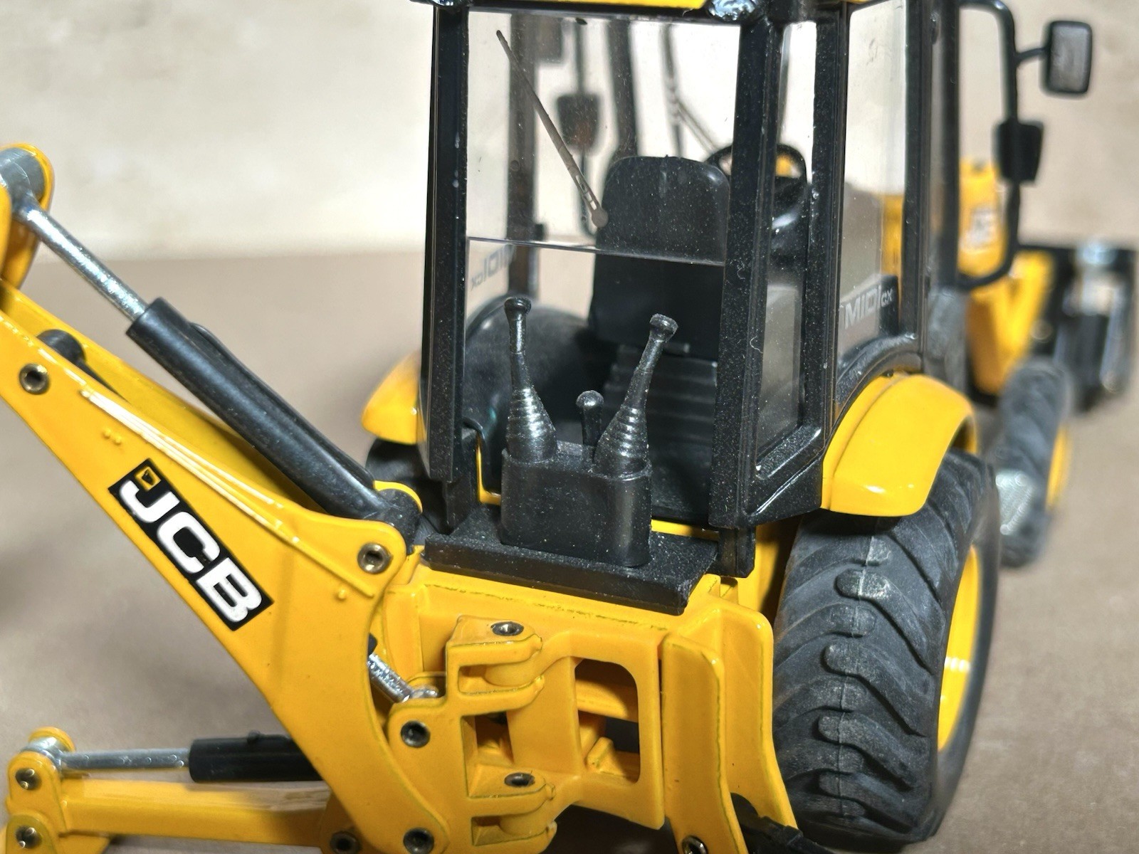 Joal 1/35 Scale JCB Midi CX Centermount Tractor Loader Backhoe (v/g with box!)