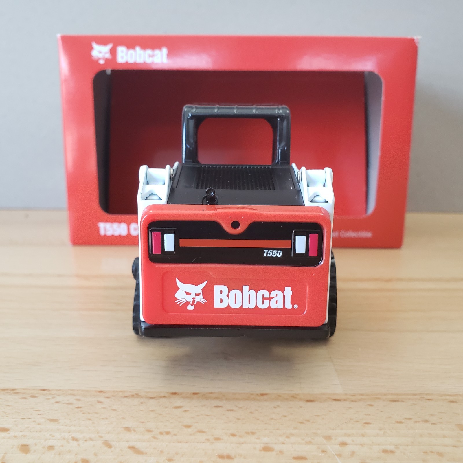 Bobcat T550 Compact Track Loader Diecast 1:25