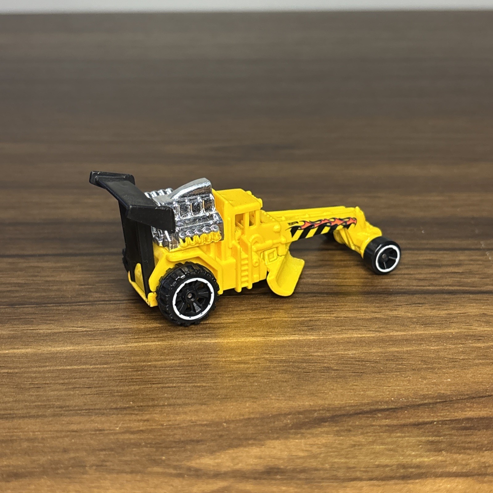 Street Cleaver | Hot Wheels HW City | 1:64 Scale Car Mattel | R1