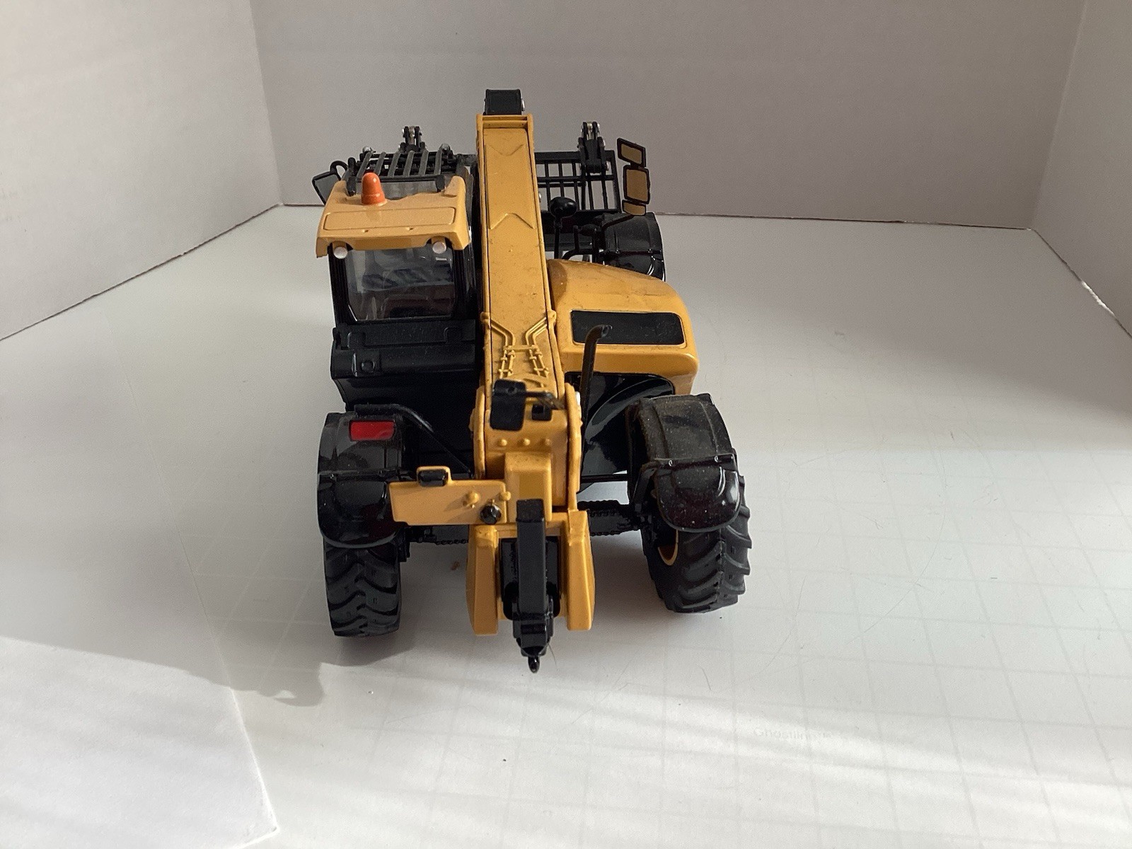 Norscot Th407c Telehandler Construction Machine Telescopic Forklift Diecast Cat